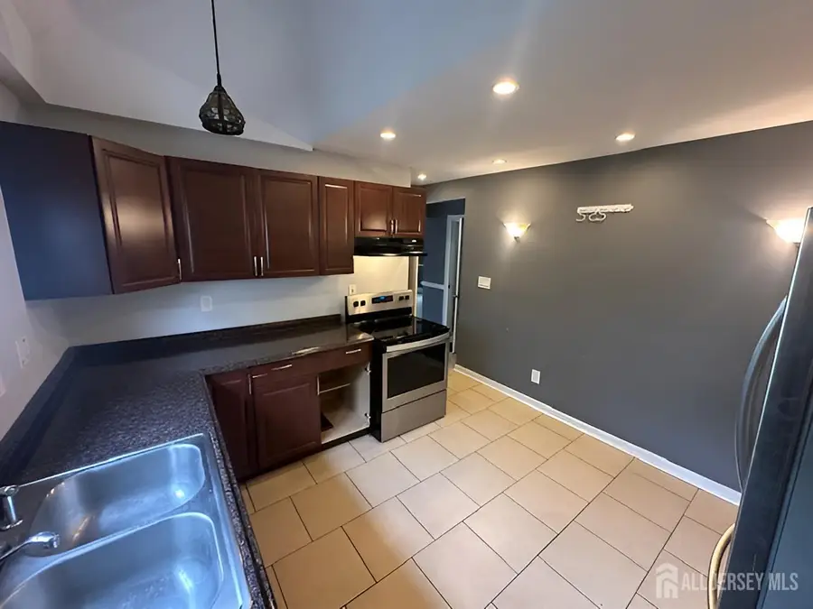 -20 Mabel Street, Ewing, NJ 08638 - #3