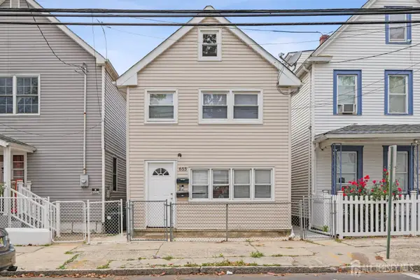 -655 Charles Street, Perth Amboy, NJ 08861