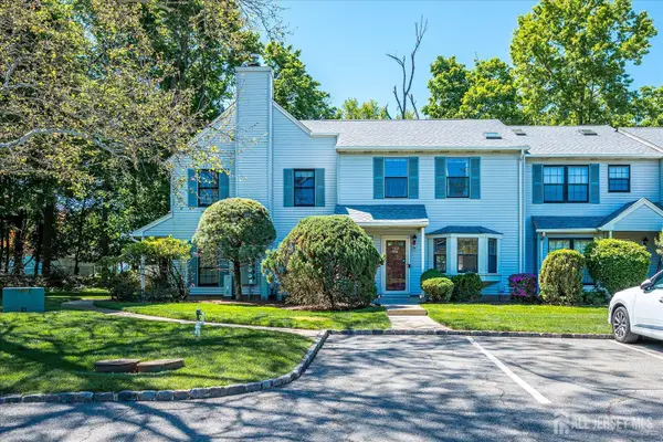-1402 Maplecrest Road, Edison, NJ 08820