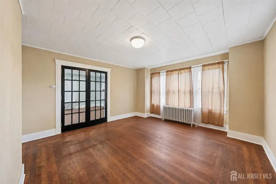 -215 Dunellen Avenue, Dunellen, NJ 08812 - #3