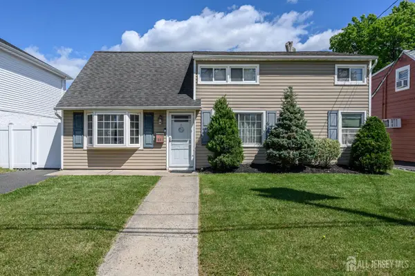 -86 Leber Avenue, Carteret, NJ 07008