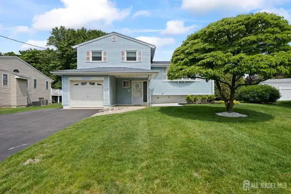 -12 Sheinfine Avenue, South River, NJ 08882