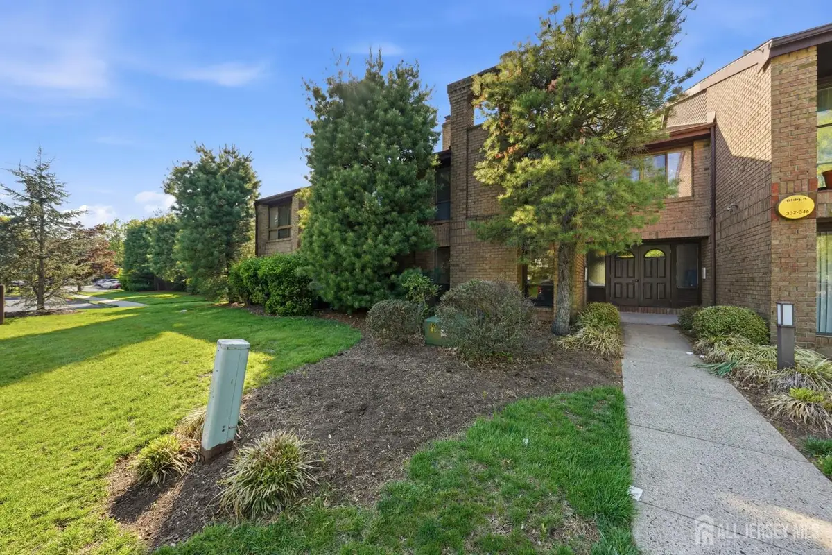 -336 Willowbrook Drive, North Brunswick, NJ 08902 - #1