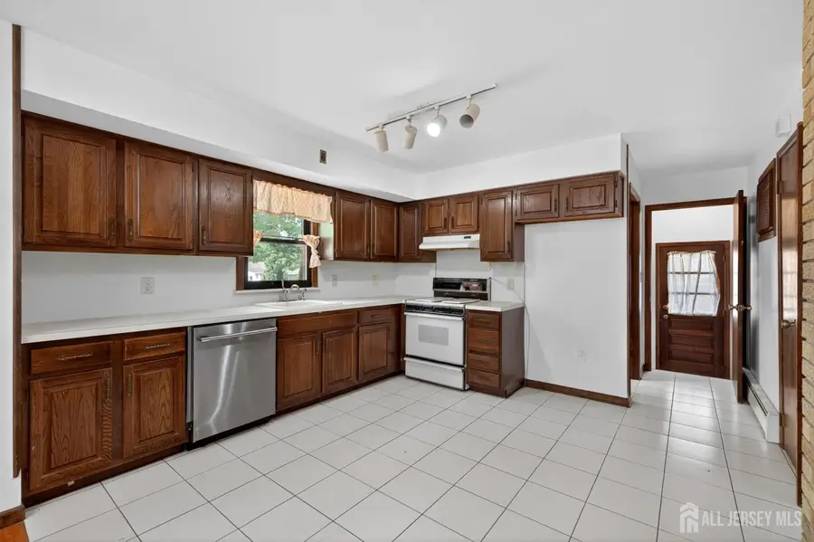 -212 Oxford Road, Edison, NJ 08820 - #3