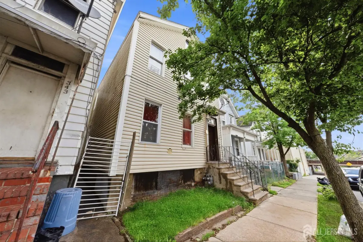 -341 Townsend Street, New Brunswick, NJ 08901 - #1