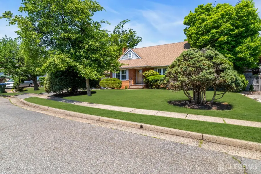 -4 Conover Court, Edison, NJ 08817 - #3