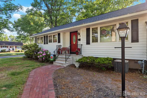 -53 Mansfield Road, Piscataway, NJ 08854