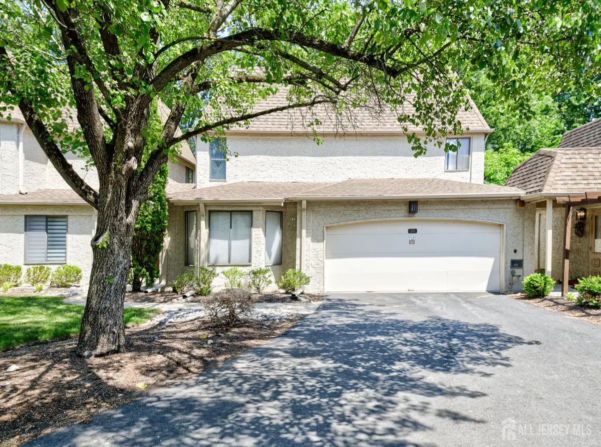 -20 Gate House Lane, Edison, NJ 08820 - #1