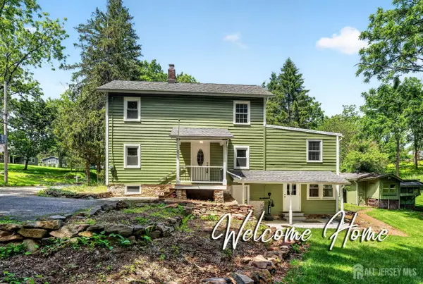 -28 Old Clinton Road, Raritan, NJ 08822