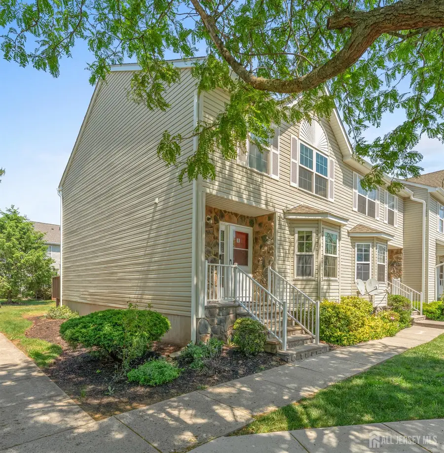 -8 Ashley Court, Franklin Park, NJ 08873 - #2