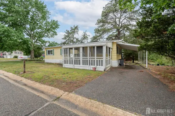 -48 Beaver Avenue #A, Whiting, NJ 08759
