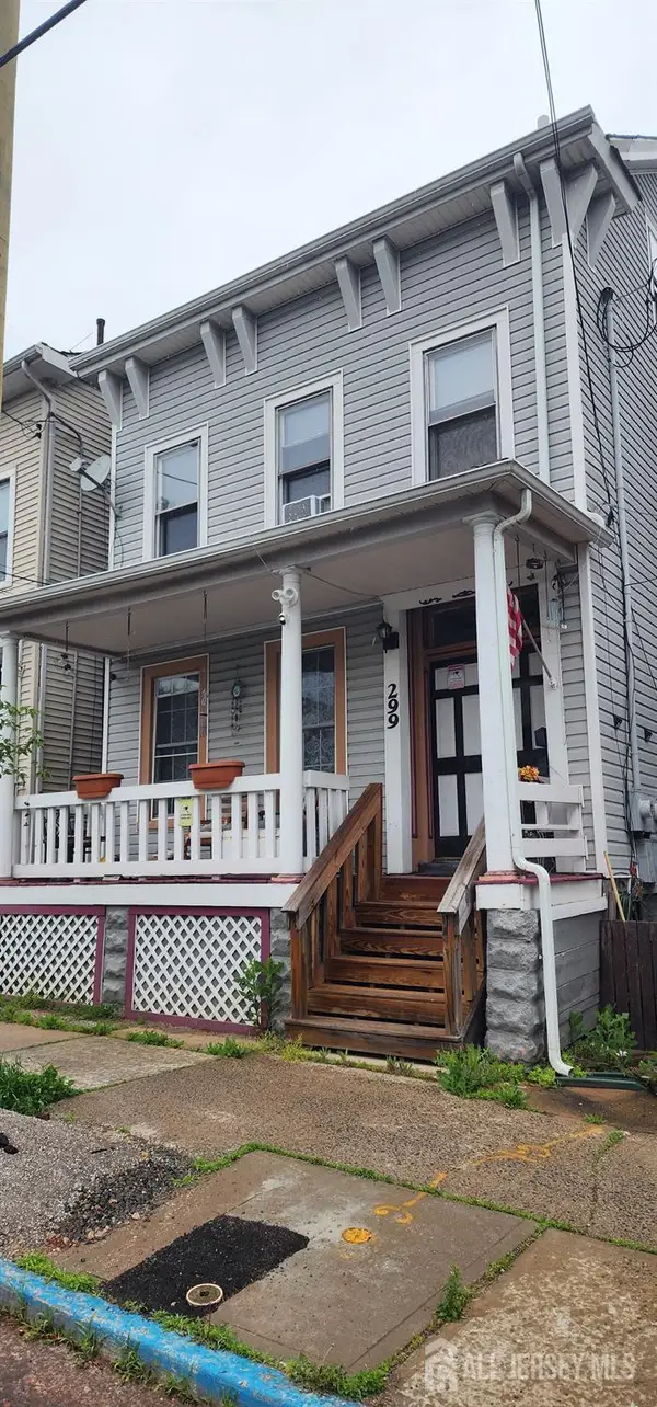 -299 Townsend Street, New Brunswick, NJ 08901