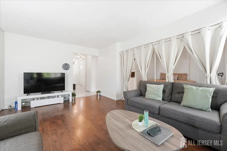 -18 Lake Avenue #8A, East Brunswick, NJ 08816 - #2