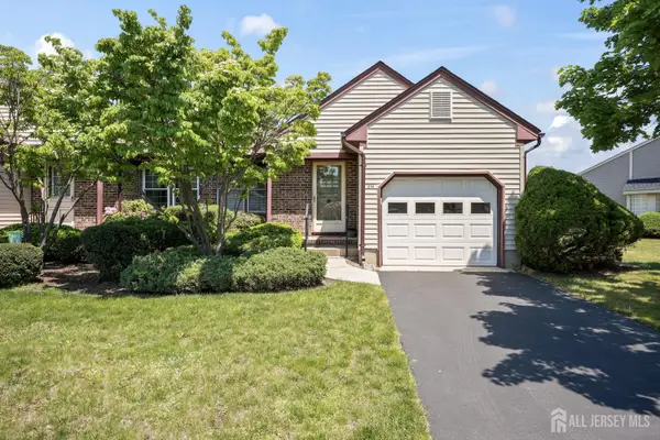 -21-A John Hancock Drive, Monroe, NJ 08831