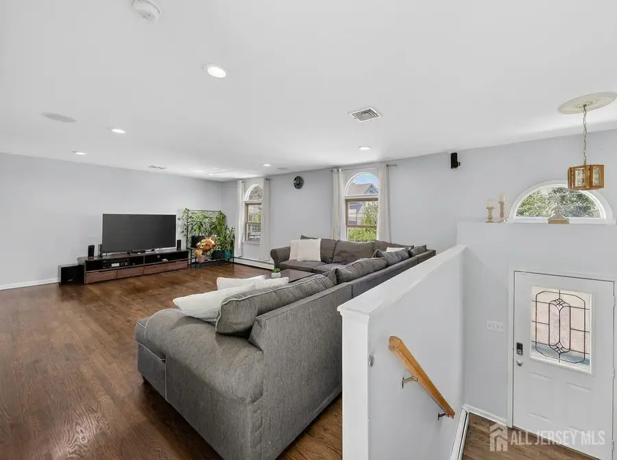 -36 Aylin Street, Metuchen, NJ 08840 - #3
