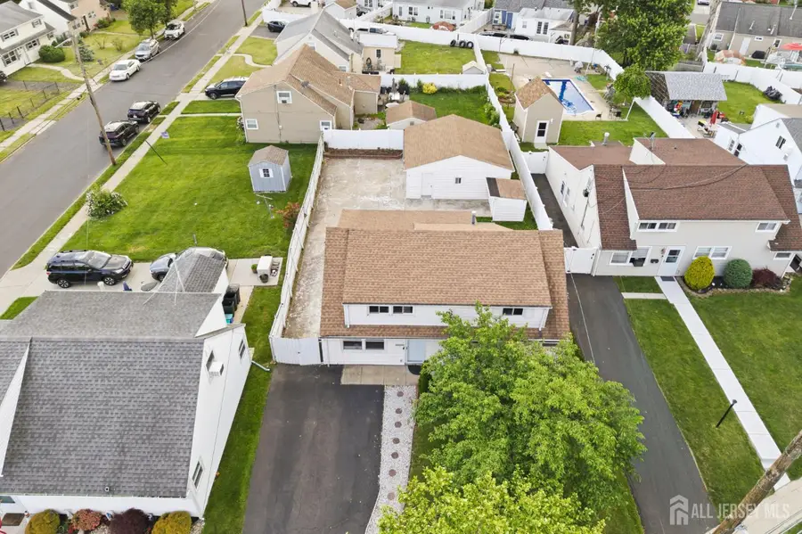 -35 Coolidge Avenue, Carteret, NJ 07008 - #3