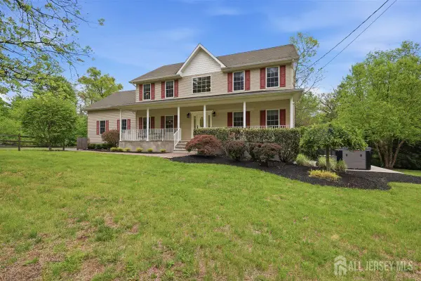-3 Lincoln Avenue, Franklin, NJ 08540