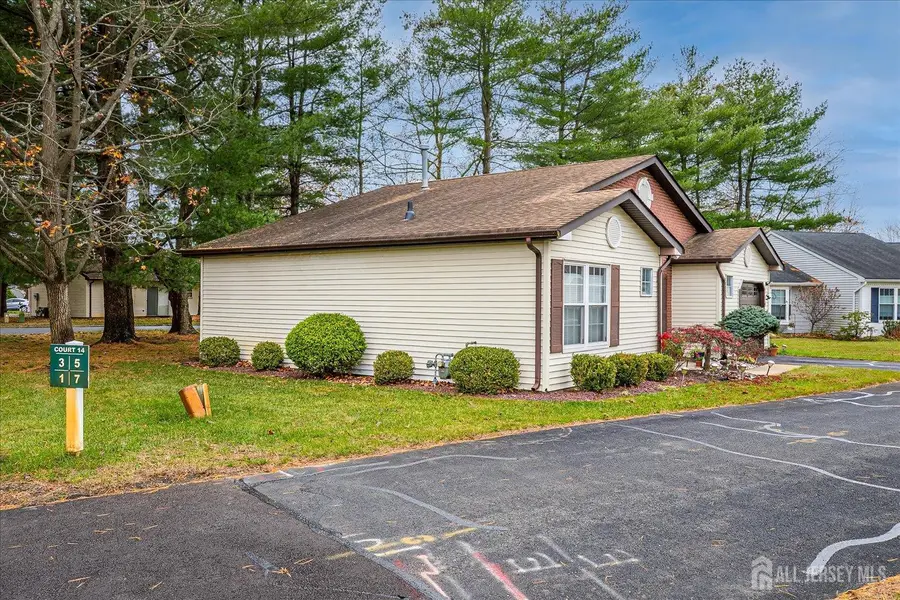 -1 Linton Close, Freehold, NJ 07728 - #2