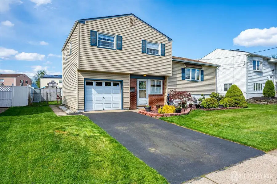 -26 Stima Avenue, Carteret, NJ 07008 - #2