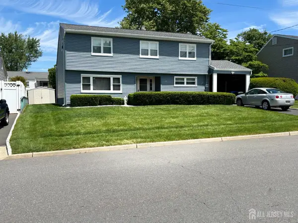 -169 Southwood Drive, Old Bridge, NJ 08857