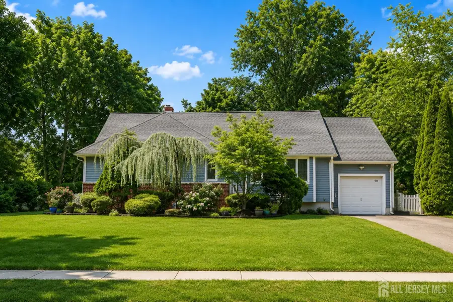 -90 Farms Road Circle, East Brunswick, NJ 08816 - #2