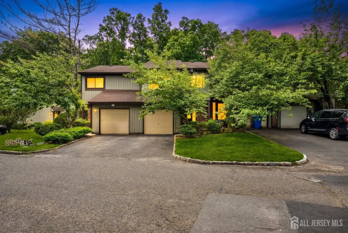 -34 Laurie Court, Matawan, NJ 07747 - #1