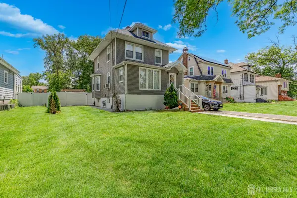 -245 W 3 Avenue, Roselle, NJ 07203