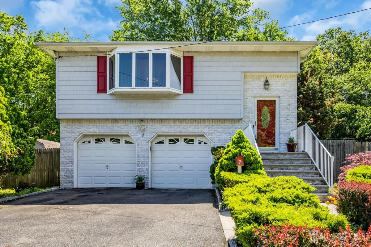 -7 S Brook Drive, Milltown, NJ 08850 - #1