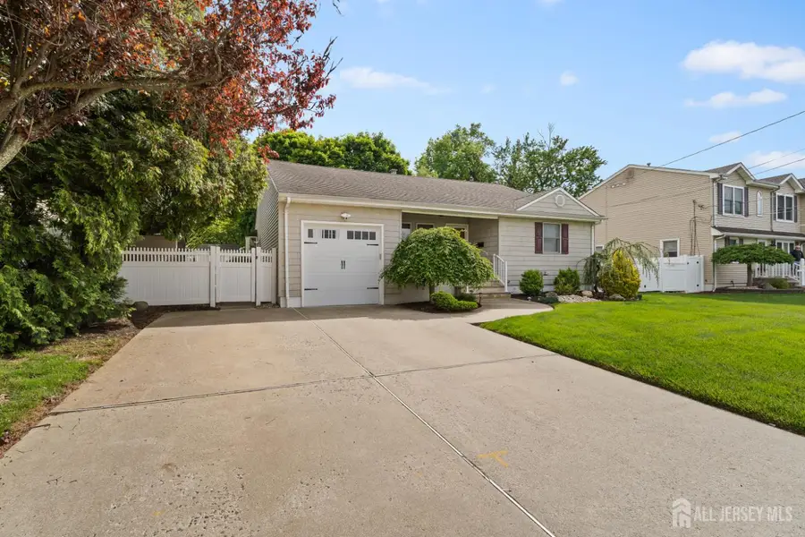 -31 Middlehill Road, Colonia, NJ 07067 - #2