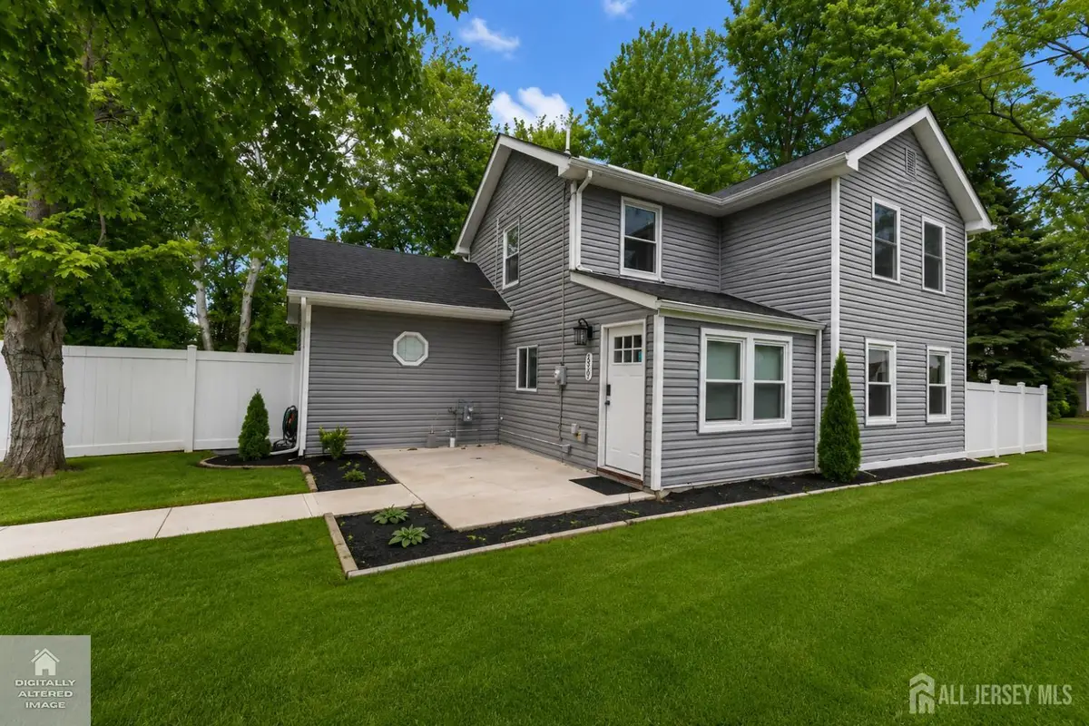 -379 Old Georges Road, North Brunswick, NJ 08902 - #1
