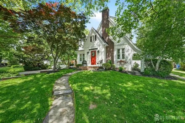 -1109 N Boyd Parkway N, North Brunswick, NJ 08902