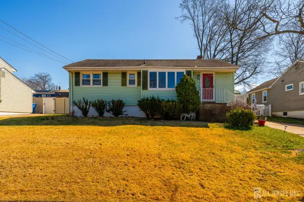 -162 Rutherford Avenue, Woodbridge Proper, NJ 07095