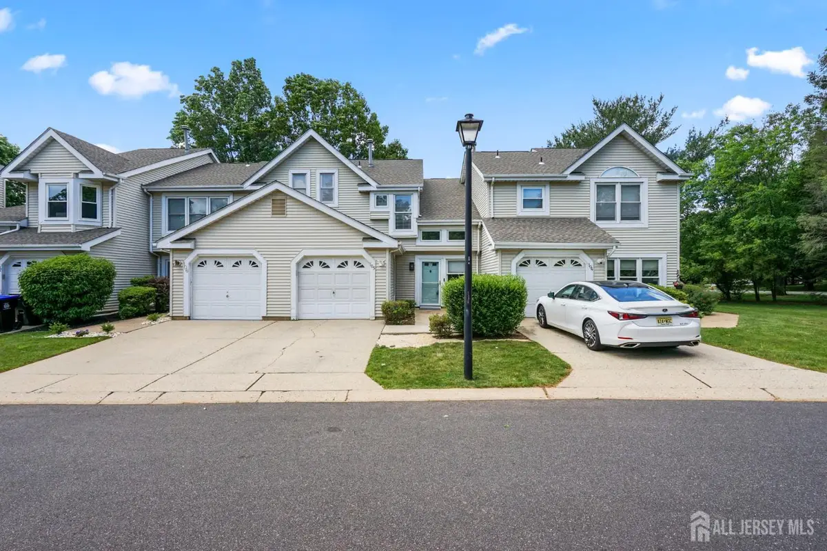 -105 Lloyd Court, East Brunswick, NJ 08816 - #1