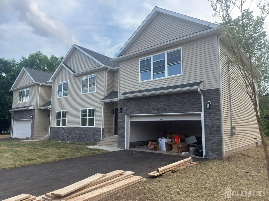 -10 Delar Parkway #B, Franklin Park, NJ 08823 - #2