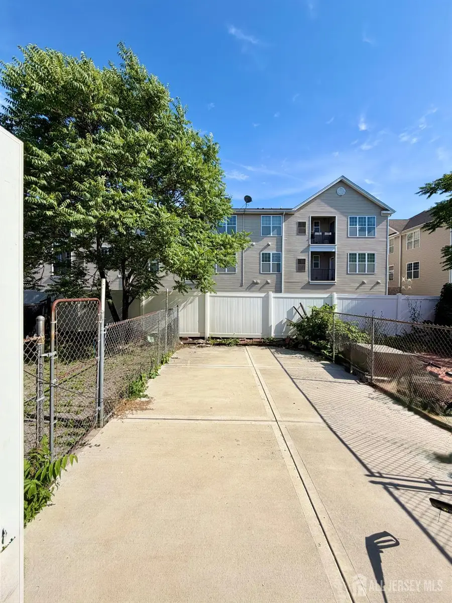 -53 Larch Street, Carteret, NJ 07008 - #3