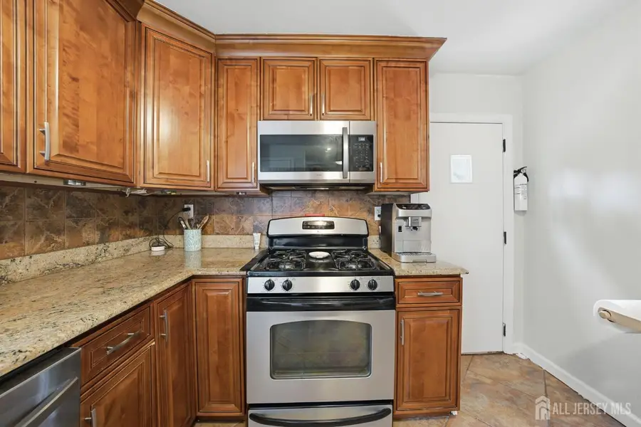 -200 S 7th Avenue S, Highland Park, NJ 08904 - #3
