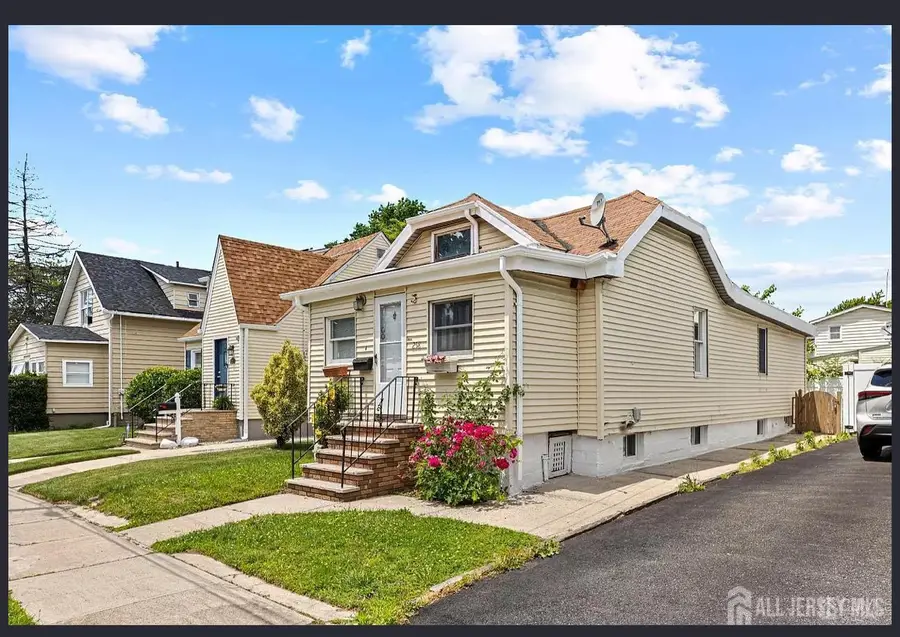 -258 Randolph Street, Carteret, NJ 07008 - #2