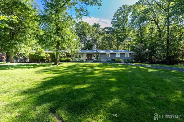 -15 Heritage Lane, Scotch Plains, NJ 07076