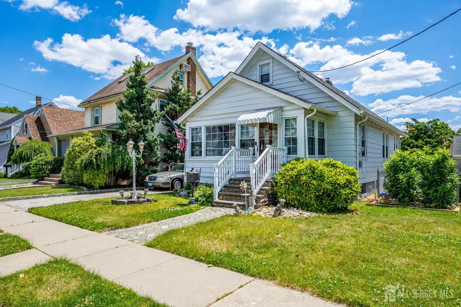 -17 Vanderbuilt Place, Woodbridge, NJ 07095 - #2
