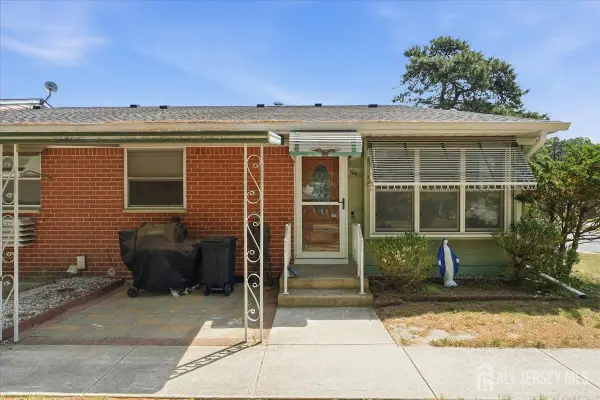 -10 Bennington Lane #H, Manchester, NJ 08759