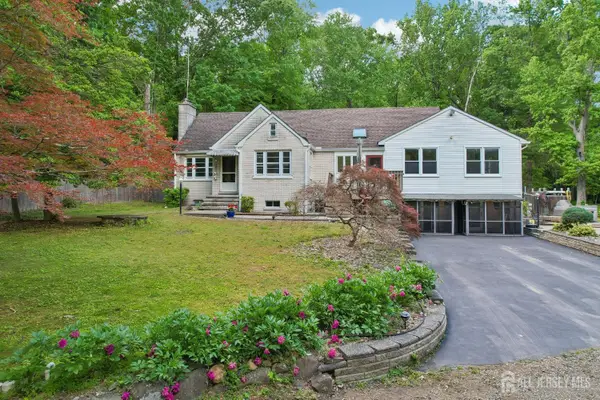 -39 Davidson Mill Road, North Brunswick, NJ 08902