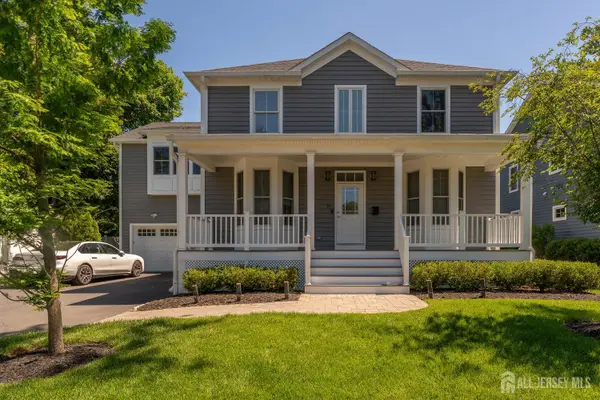 -26 Washington Place, Metuchen, NJ 08840