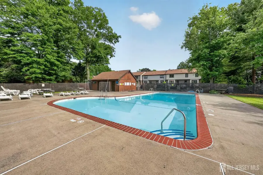 -136 Highview Drive, Woodbridge, NJ 07095 - #3