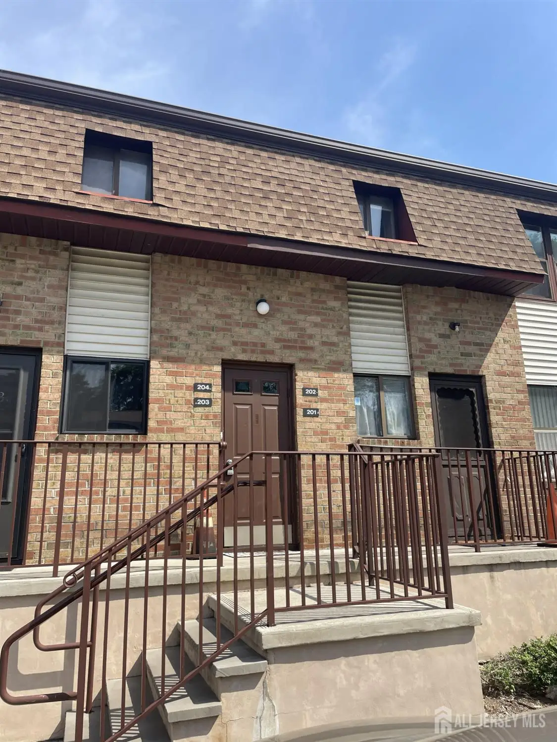 -202 N Oaks Boulevard N, North Brunswick, NJ 08902 - #1