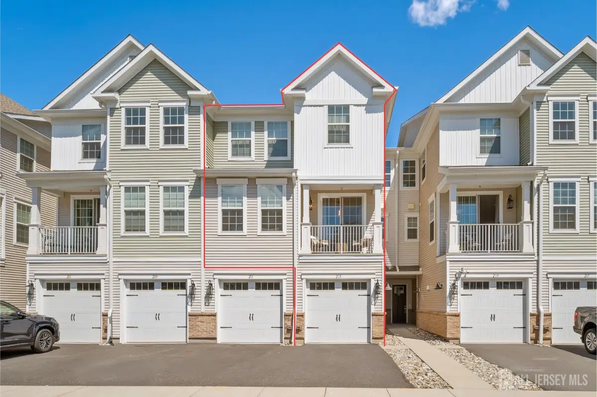 -215 Park Lane, Dunellen, NJ 08812 - #1