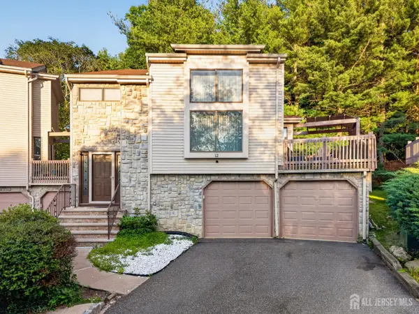 -12 Periwinkle Court, East Brunswick, NJ 08816