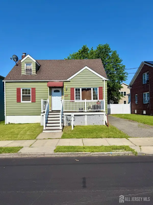 -127 Heald Street, Carteret, NJ 07008