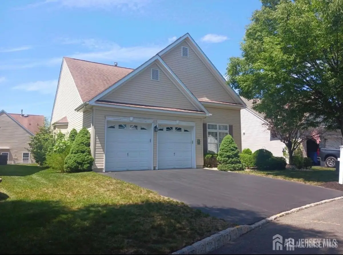 -6 Holly Manor Court, Helmetta, NJ 08828 - #1