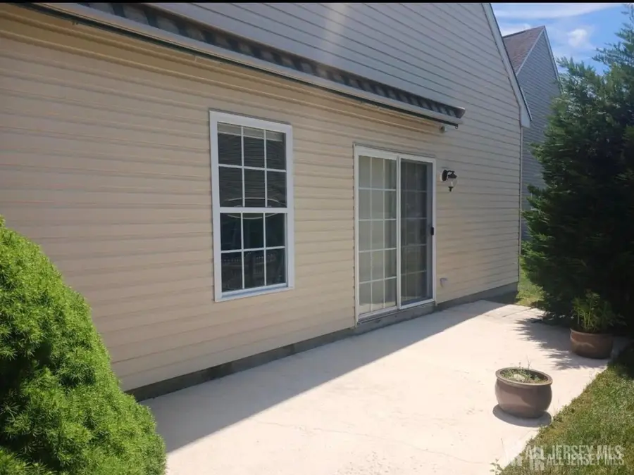 -6 Holly Manor Court, Helmetta, NJ 08828 - #2