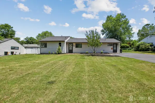 -24 Cambridge Road, South Brunswick, NJ 08824